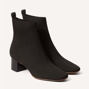 Preloved Everlane Black Knit Ankle Boots